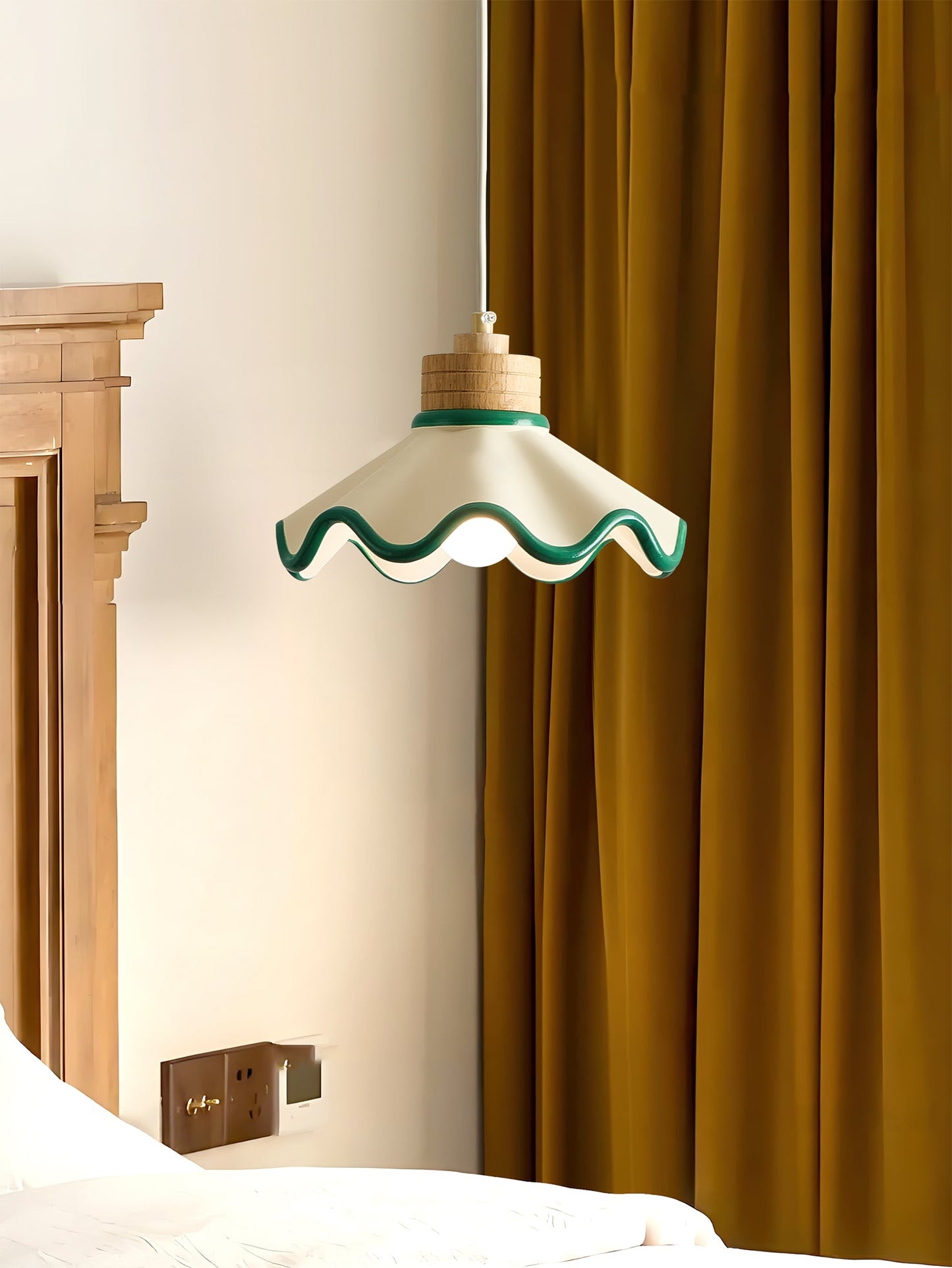 Arenal Pendant Light