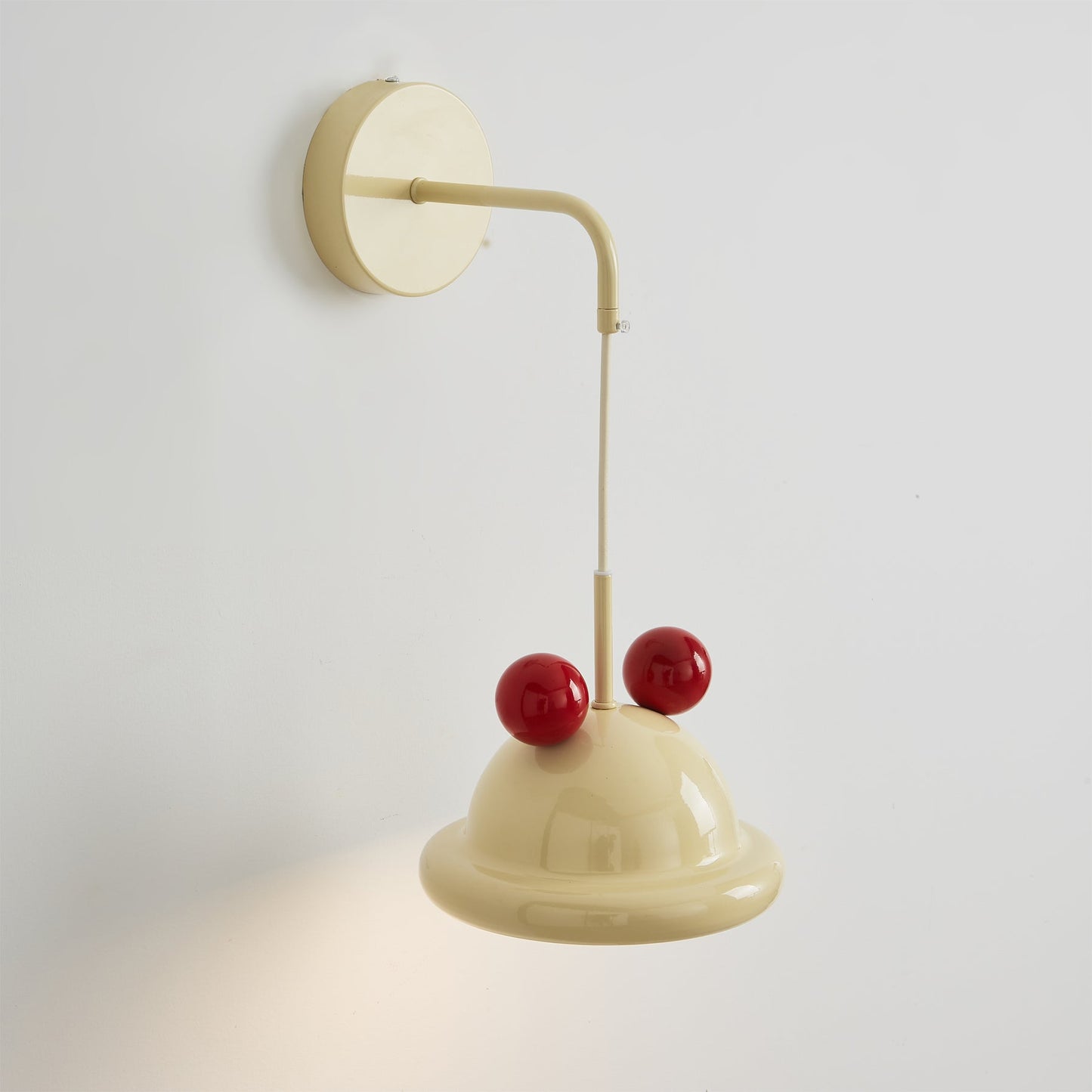 Aries Wall Lamp