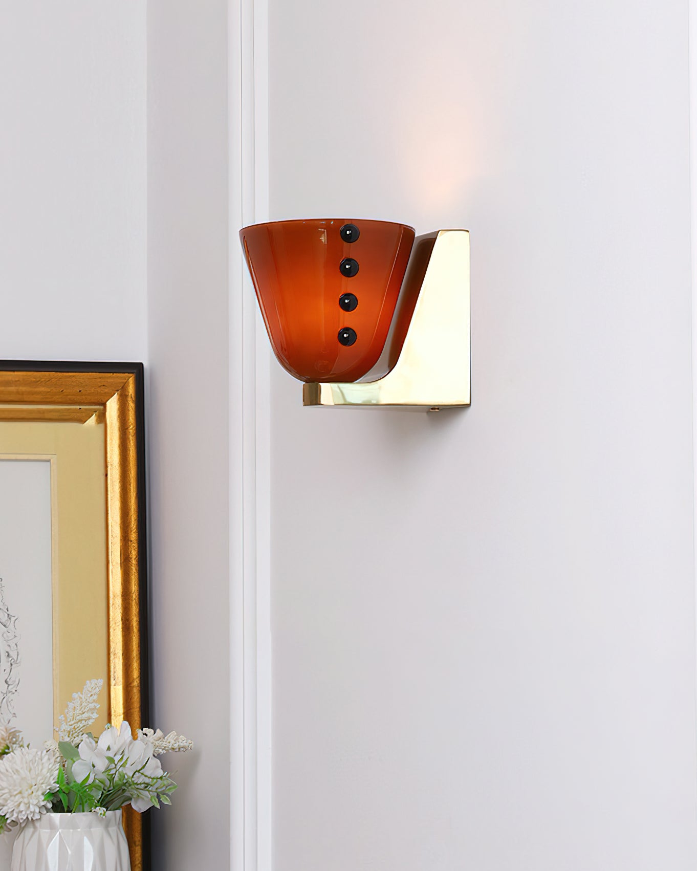Berries Wall Lamp