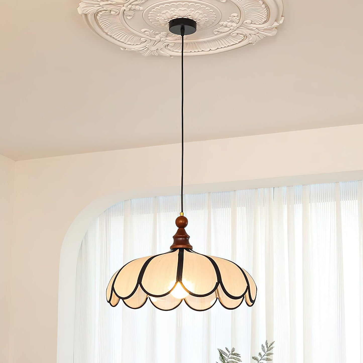 Botan Pendant Light