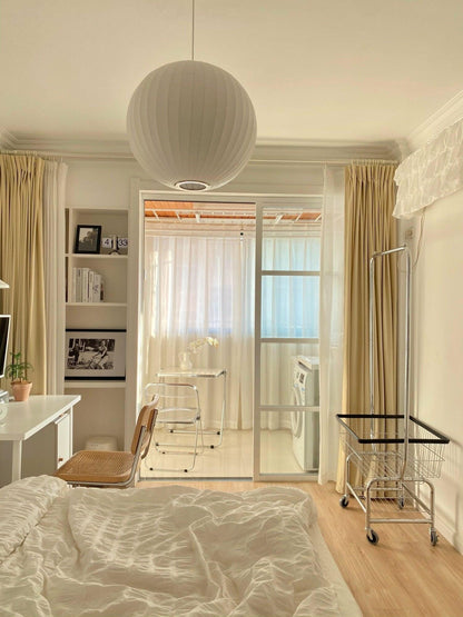 Élise Mulberry Silk Pendant Lamp