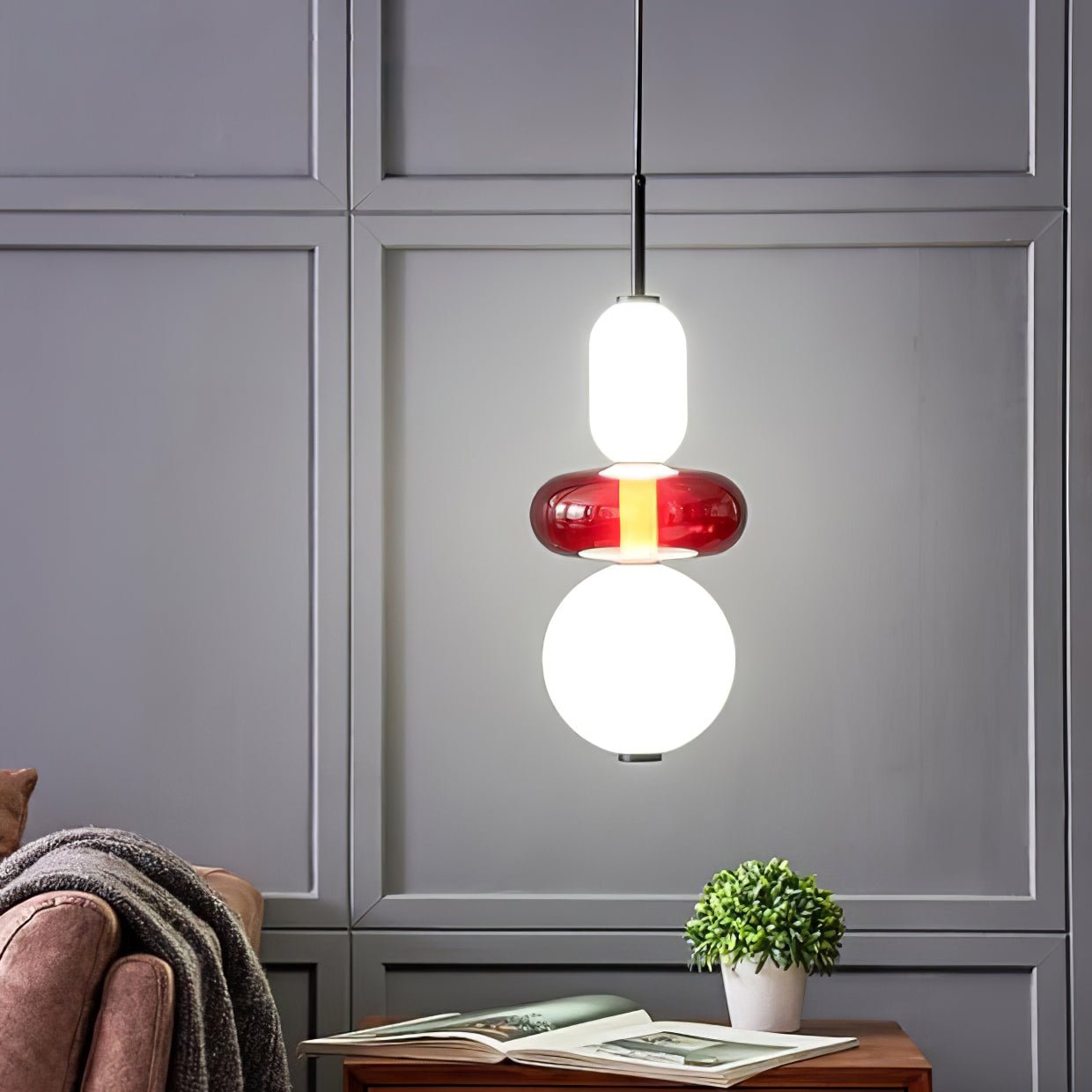 Madeleine Glass Pendant Light
