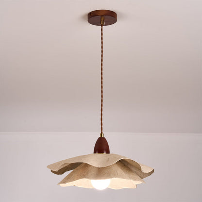 Carins Pendant Light