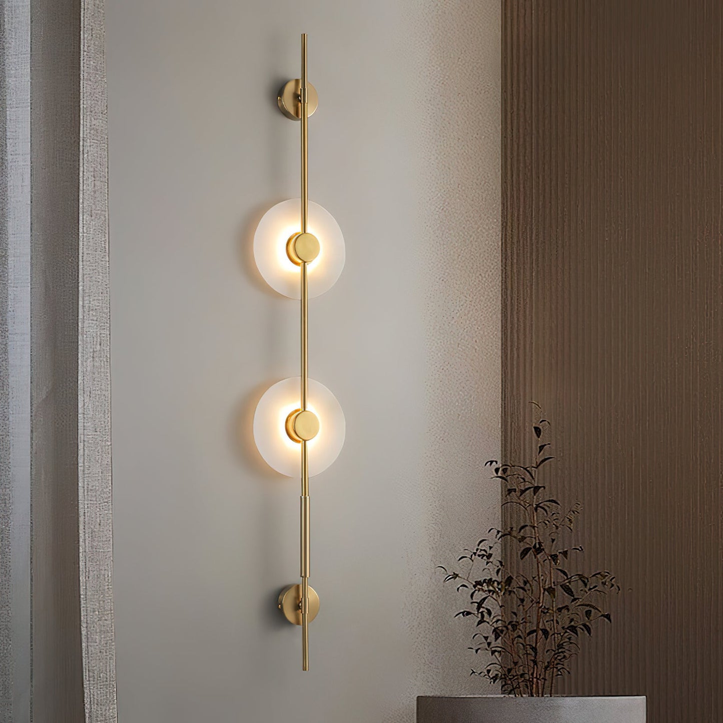Carlyle Vertical Alabaster Wall Lamp