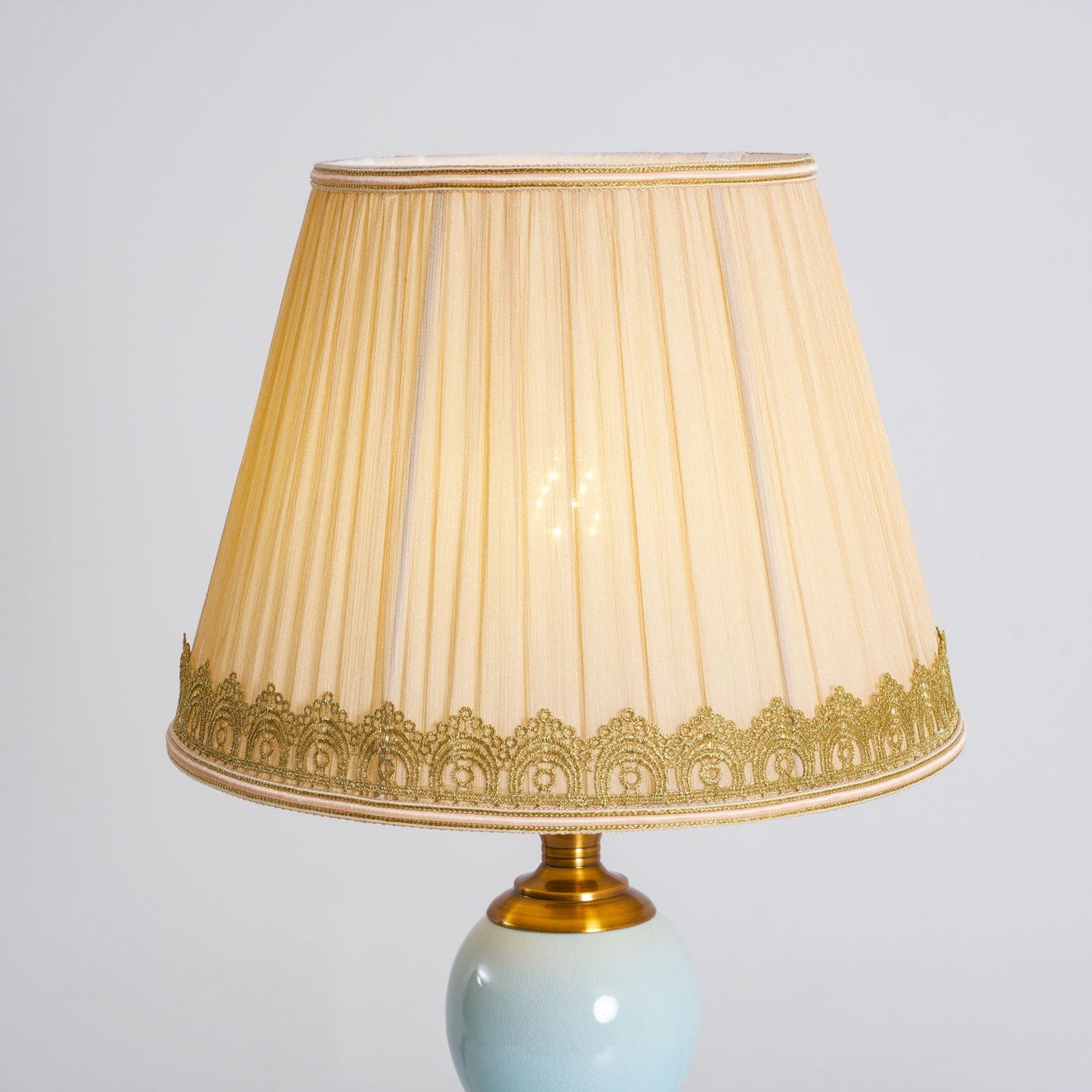 Chaslyn Desk Lamp