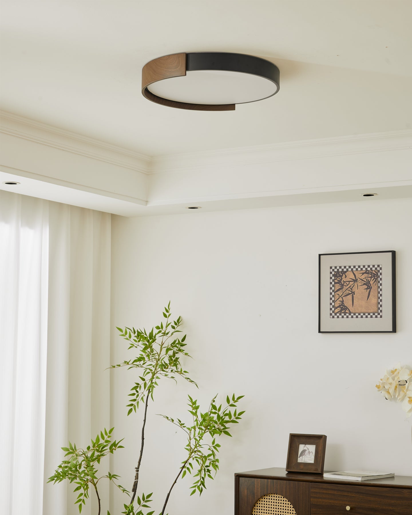Claxy Ceiling Light