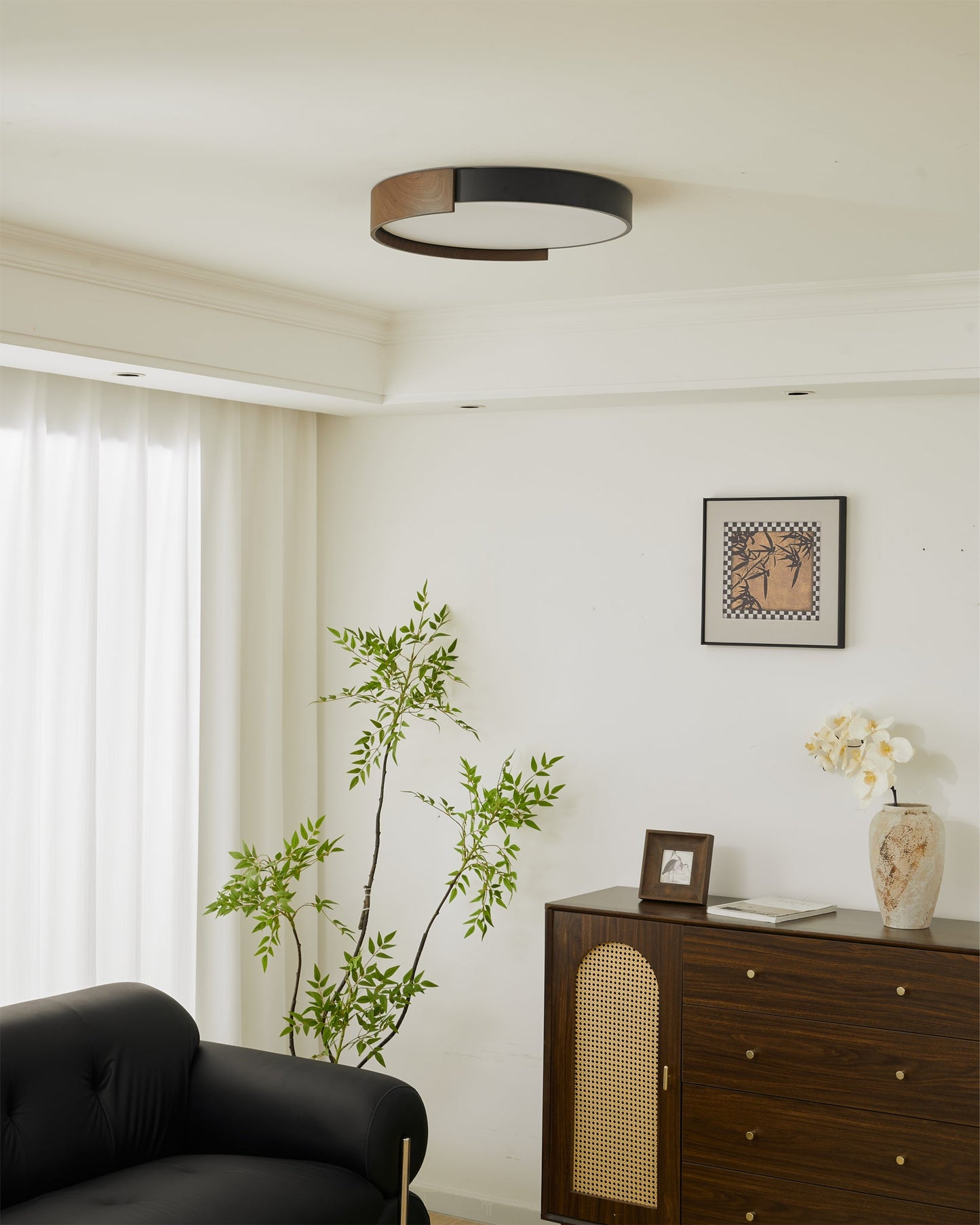 Claxy Ceiling Light