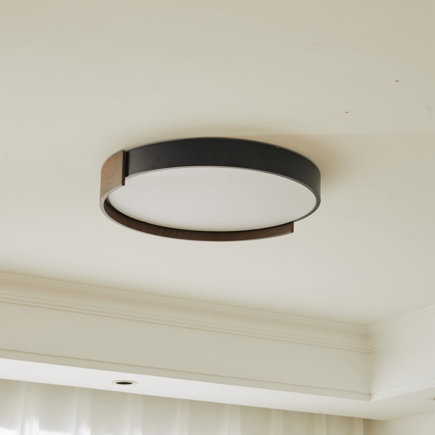 Claxy Ceiling Light