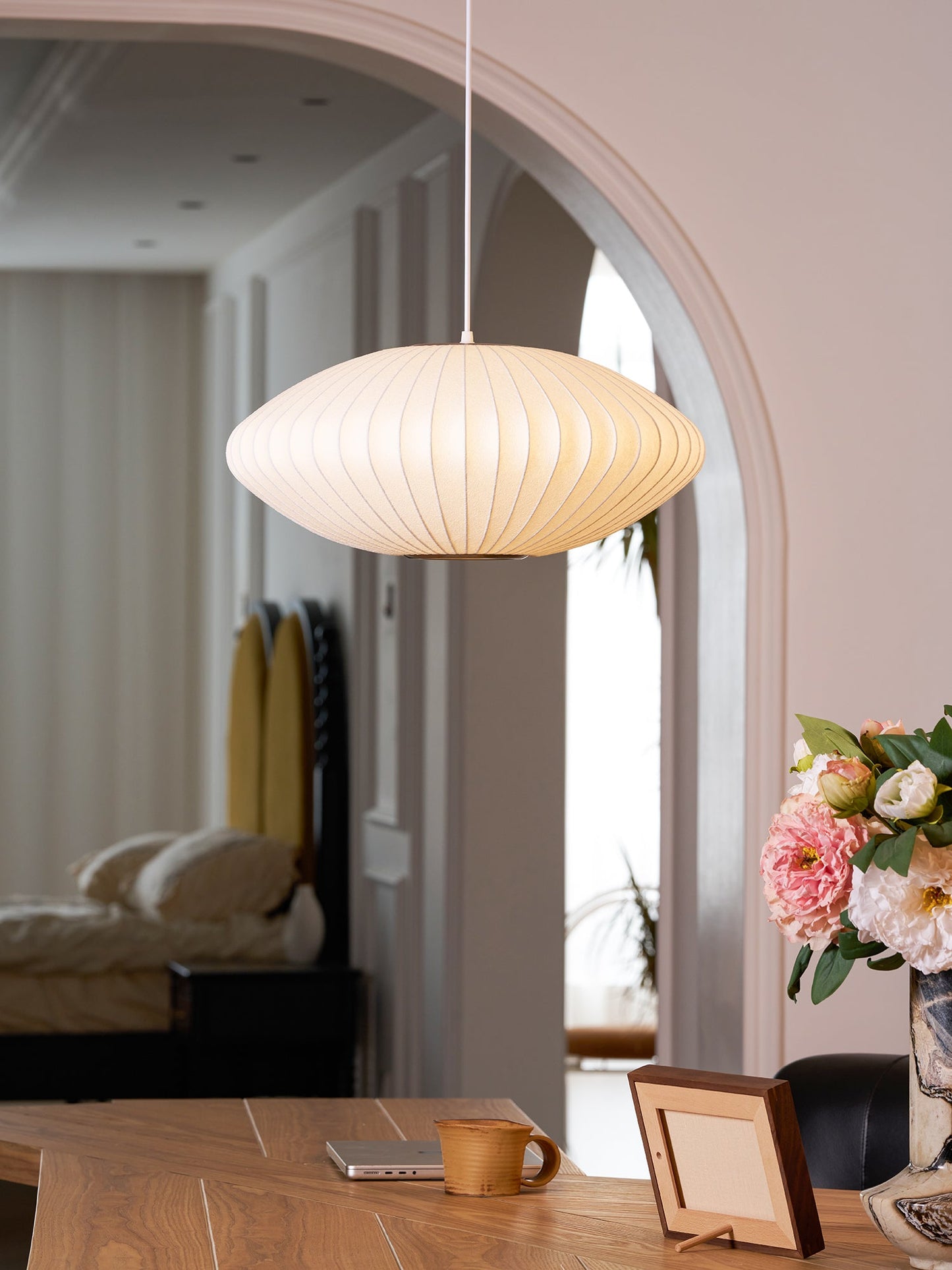 Élise Mulberry Silk Pendant Lamp
