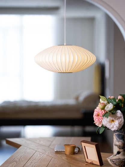 Élise Mulberry Silk Pendant Lamp