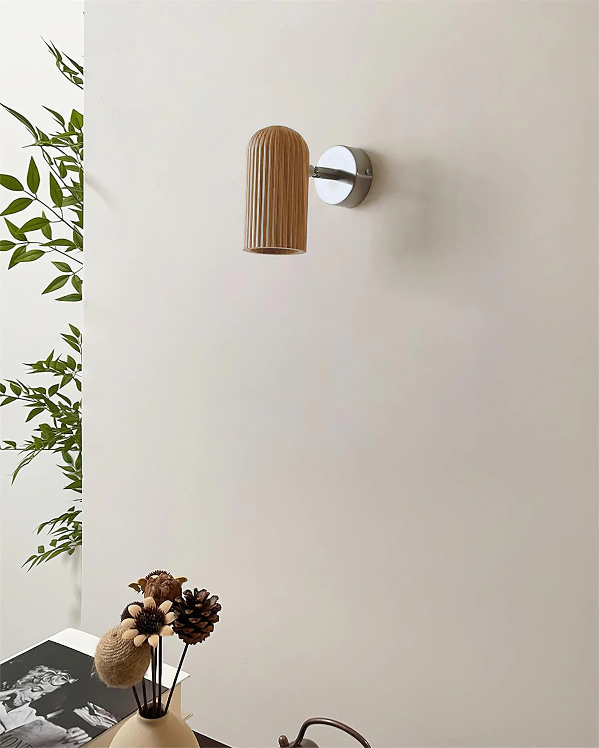 Donovan Wall Lamp