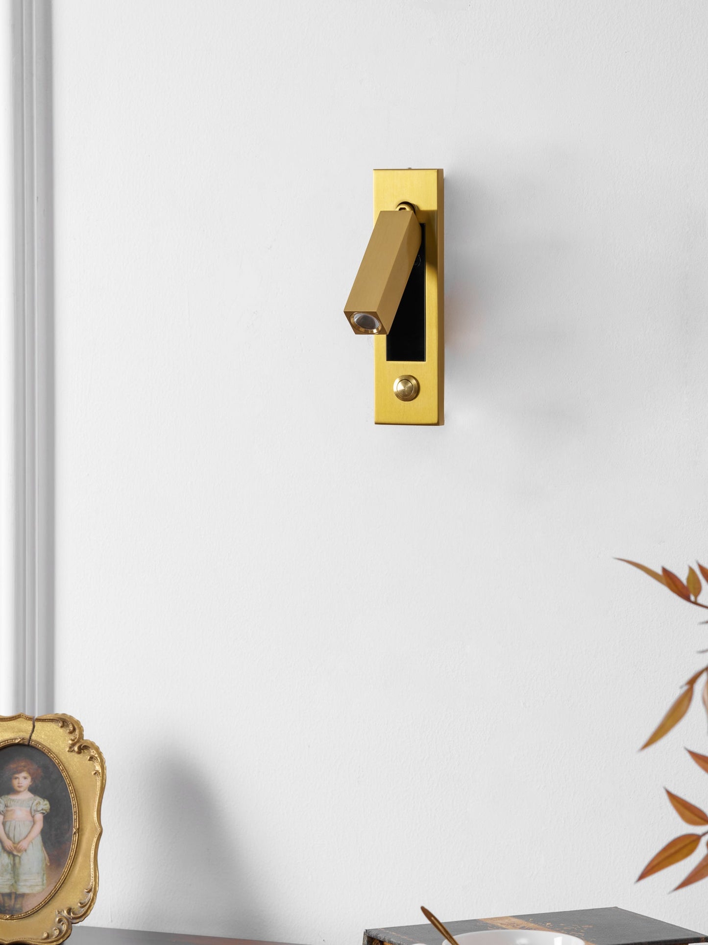Lucia Embedded Bedside Sconce