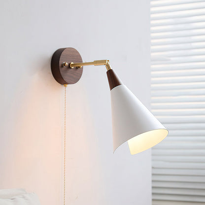 Fleka Wall Lamp