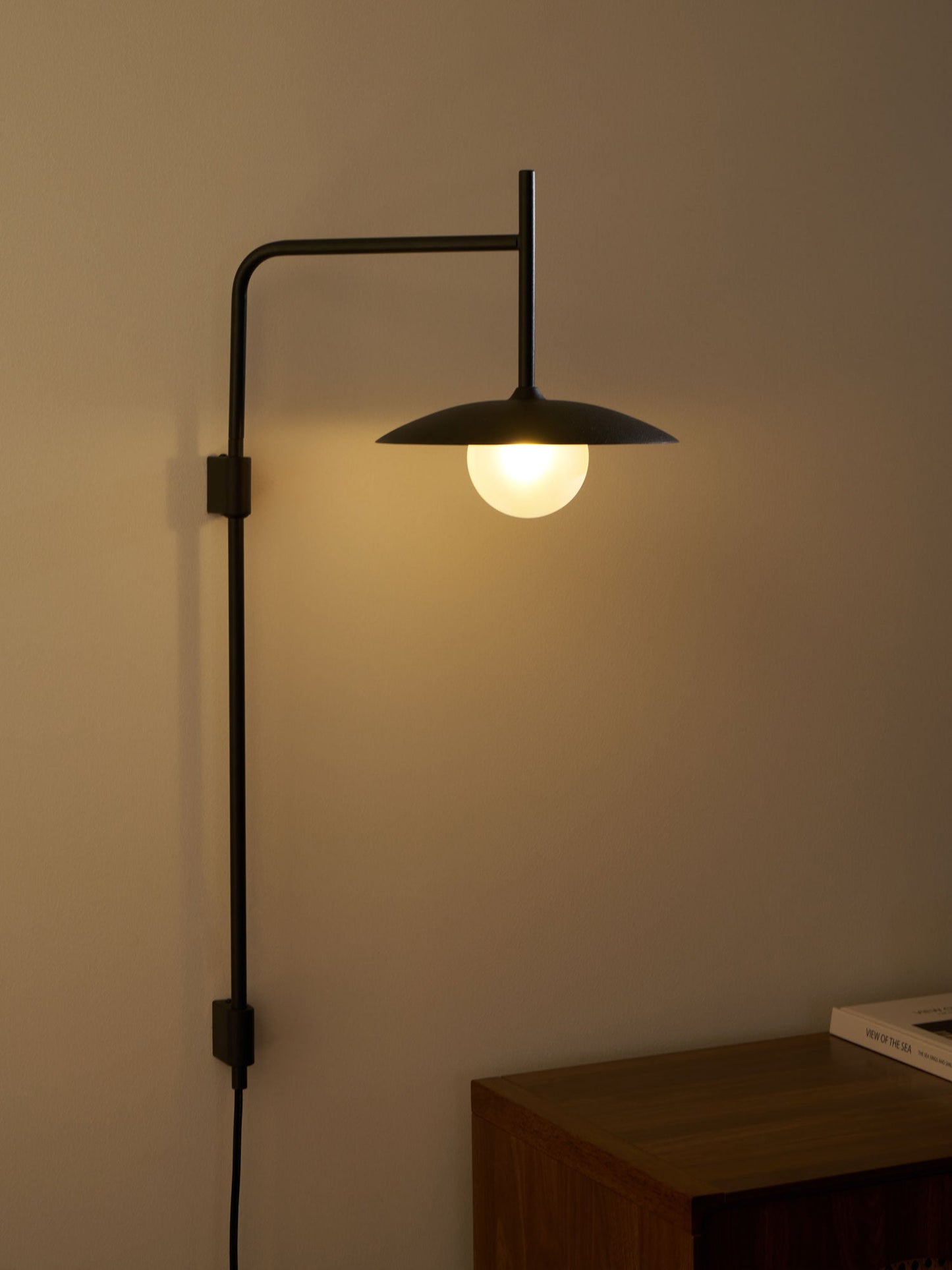 Gea Swing Arm Plug-in Wall Lamp