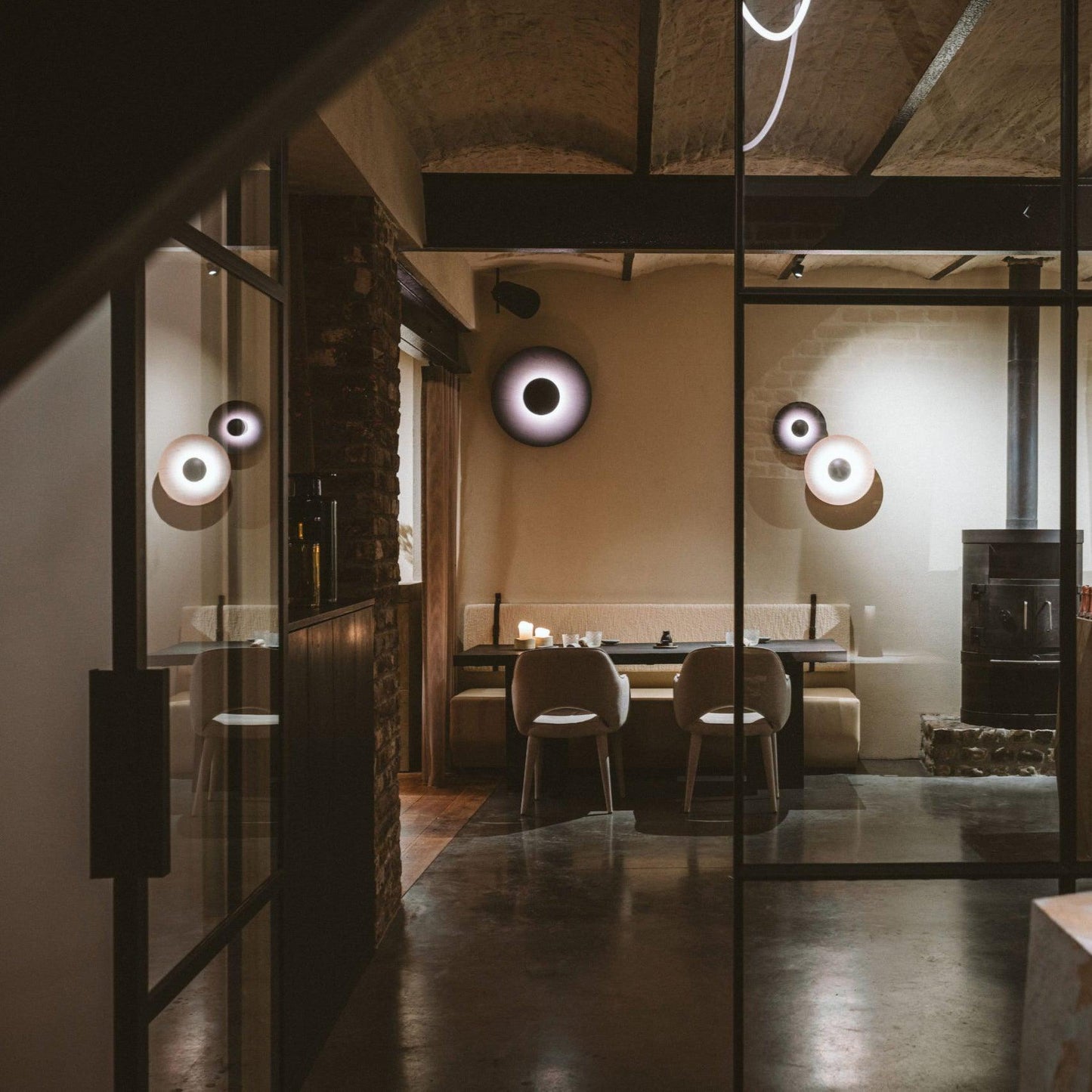 Simplicity Glow Plug-in Wall Light
