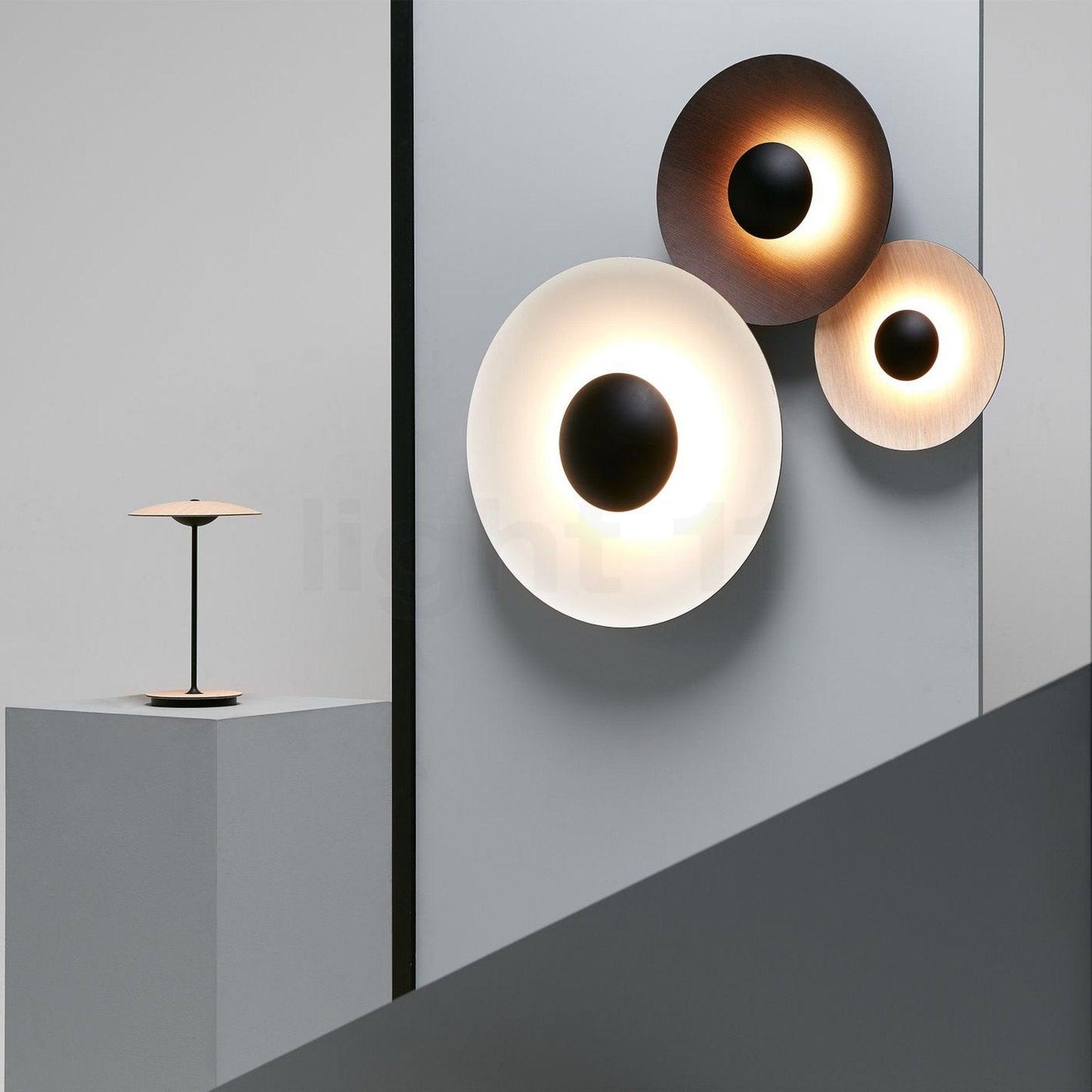 Simplicity Glow Plug-in Wall Light