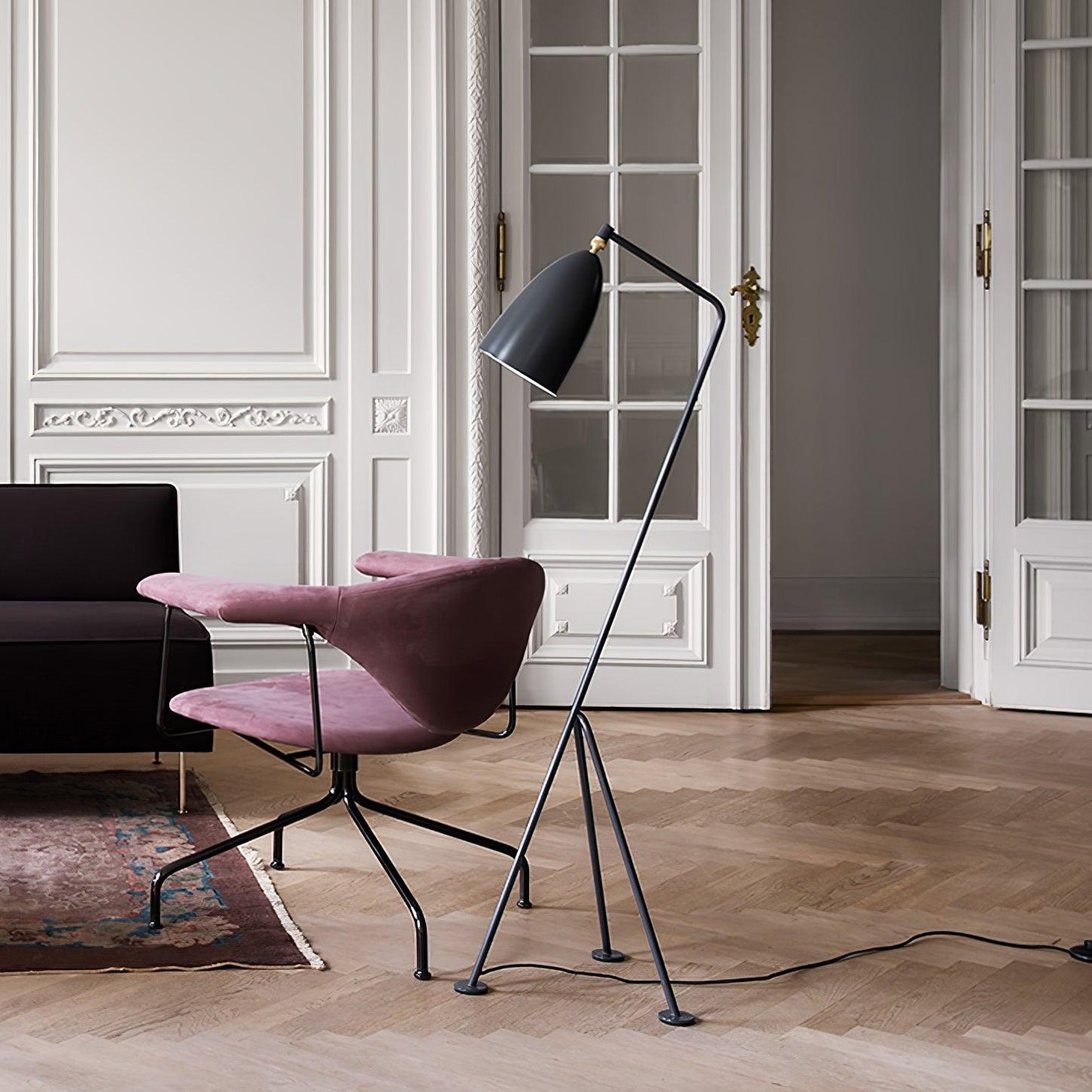 Lean Floor Lamp