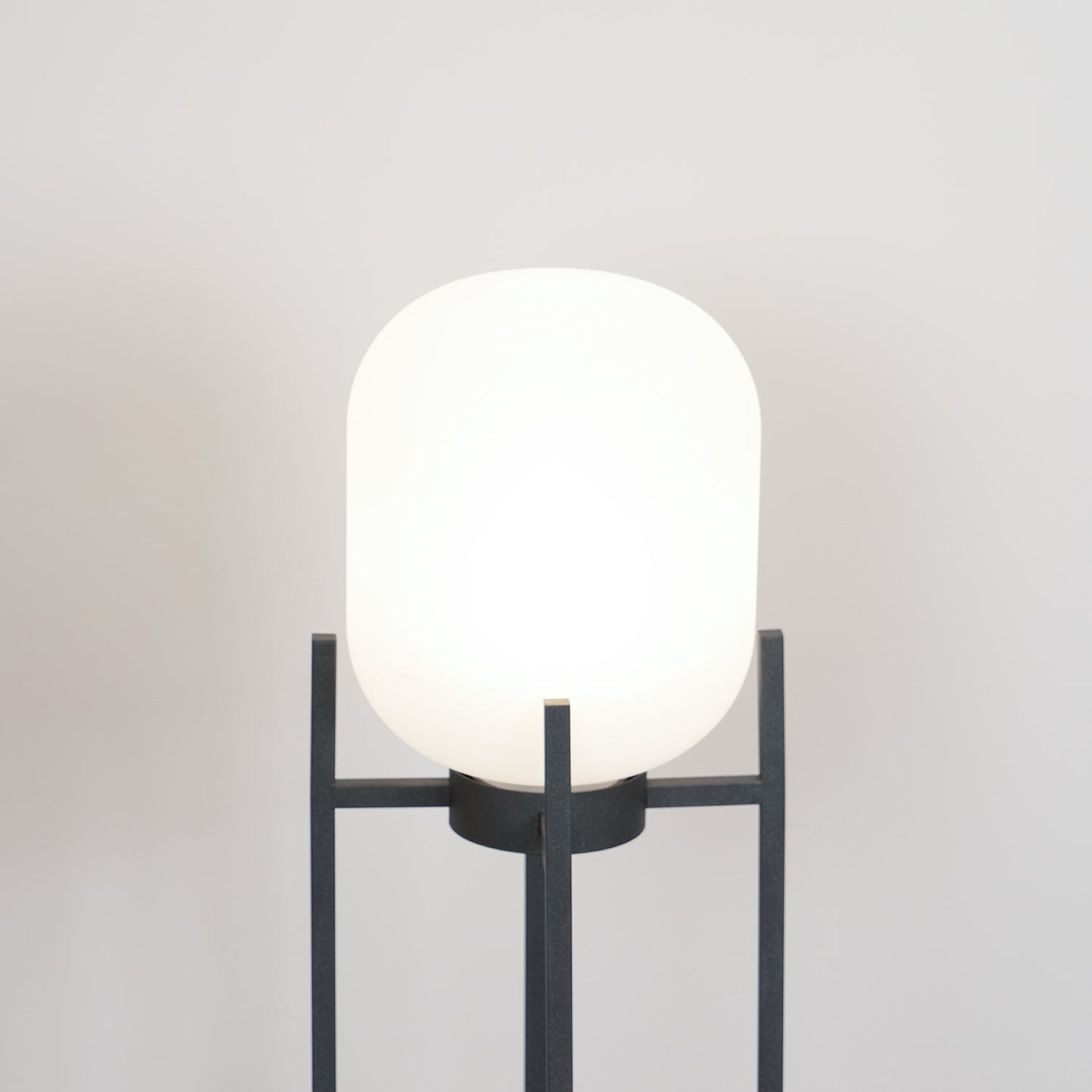 Lantern Outdoor Solar Floor Lamp