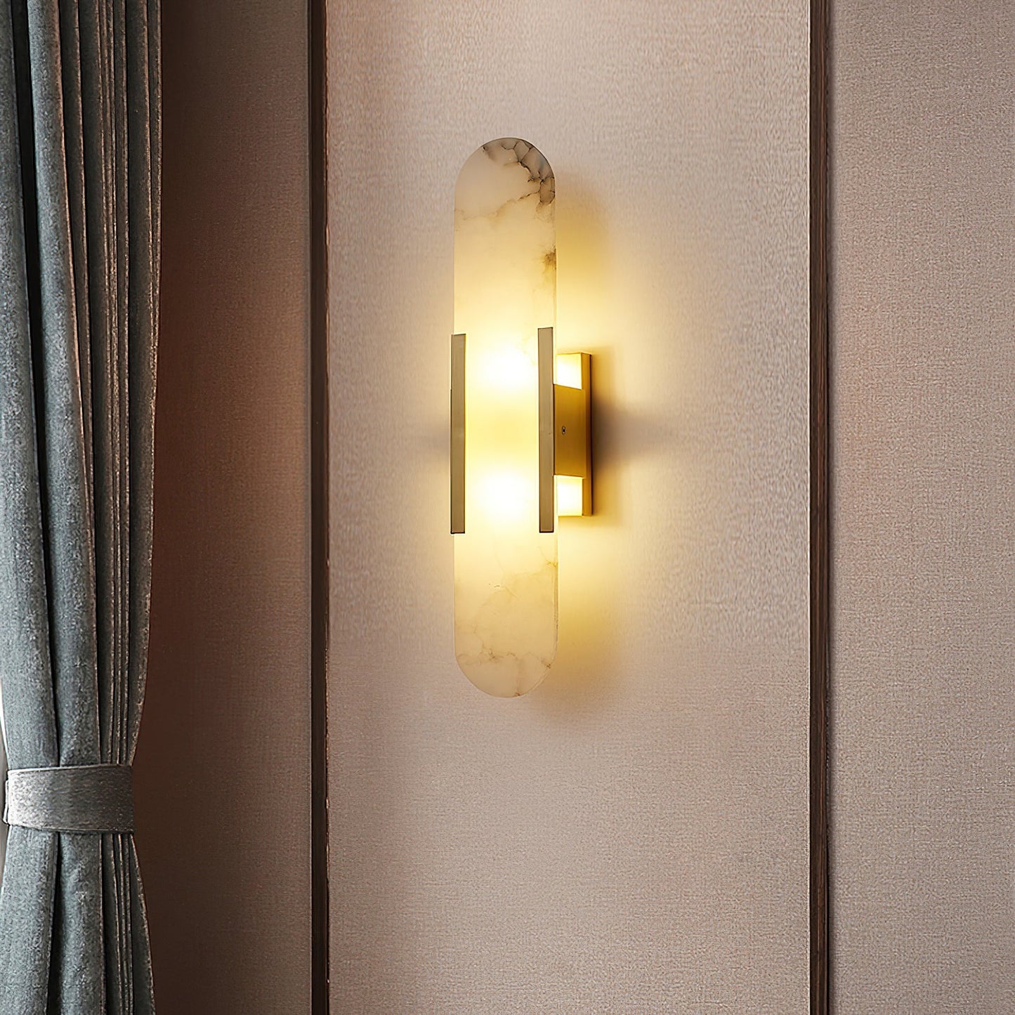 Ginevra Alabaster Wall Lamp
