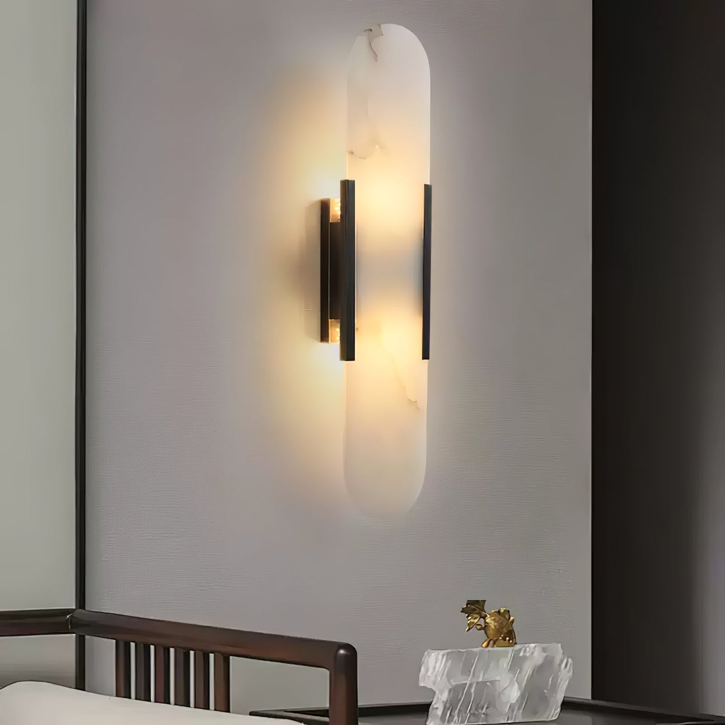 Melange Elongated Alabaster Plug-in Sconce