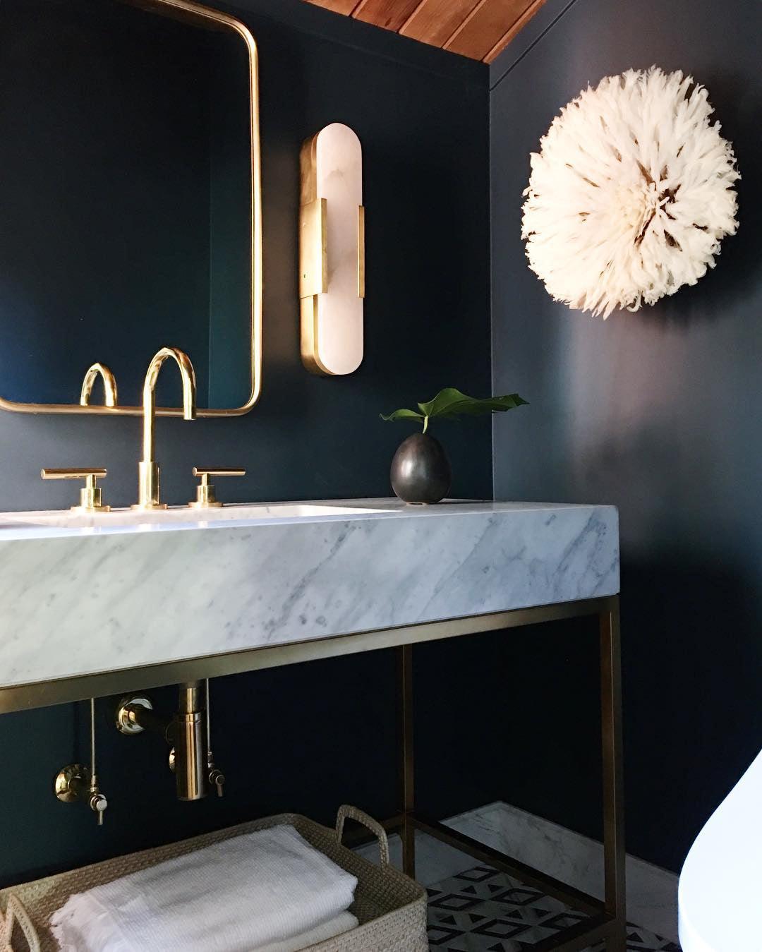 Ginevra Alabaster Wall Lamp