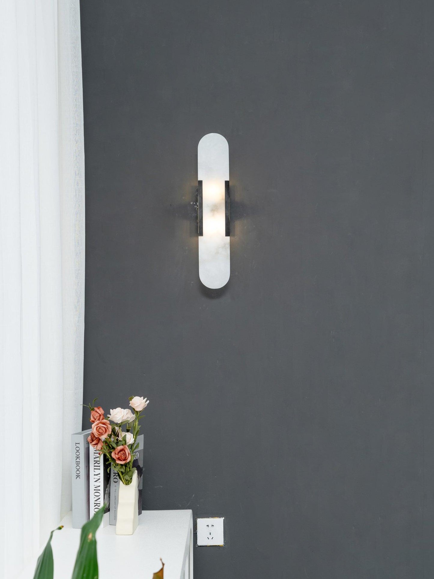 Ginevra Alabaster Wall Lamp