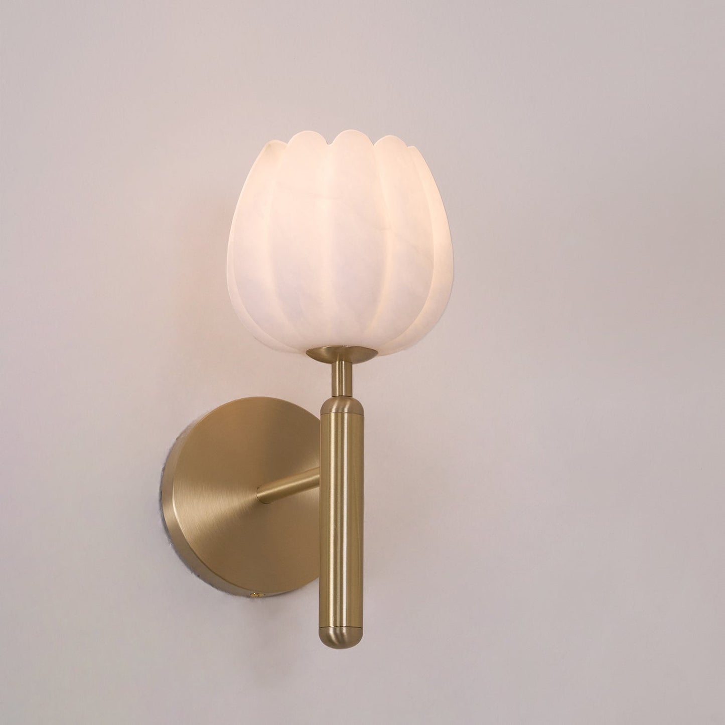 Mian Alabaster Wall Lamp