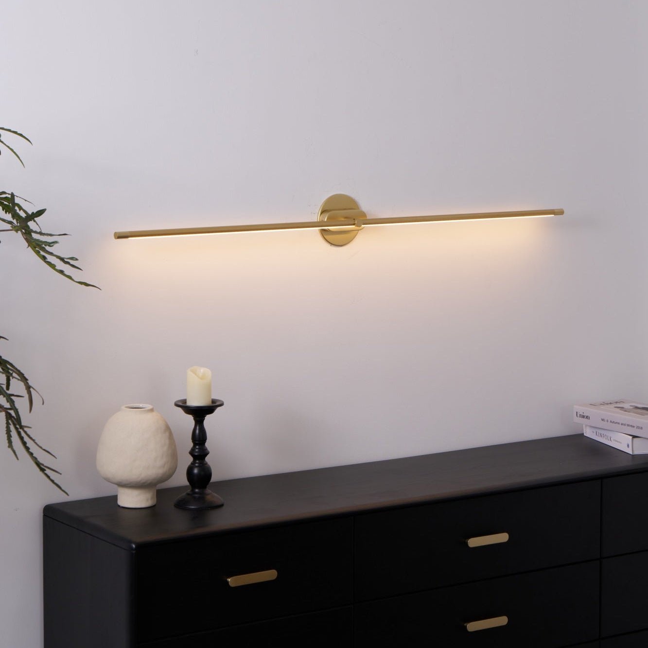 Alessia Minimalist Linear Wall Lamp