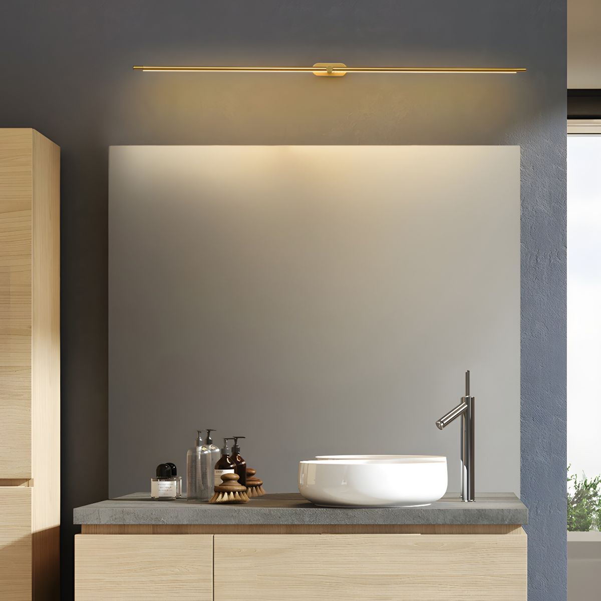 Alessia Minimalist Linear Wall Lamp