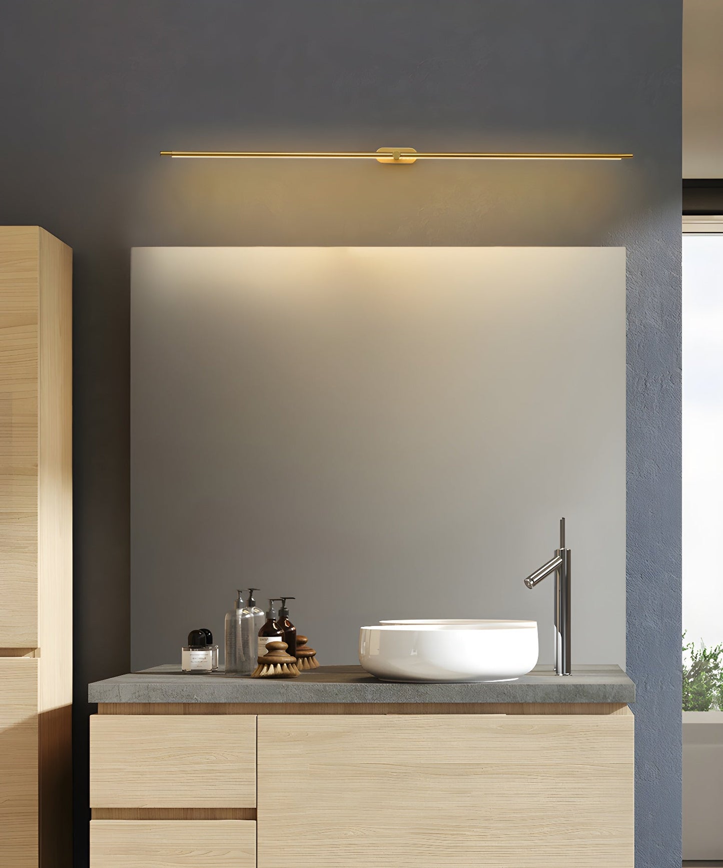 Alessia Minimalist Linear Wall Lamp