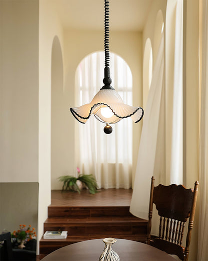 Mobo Pendant Light