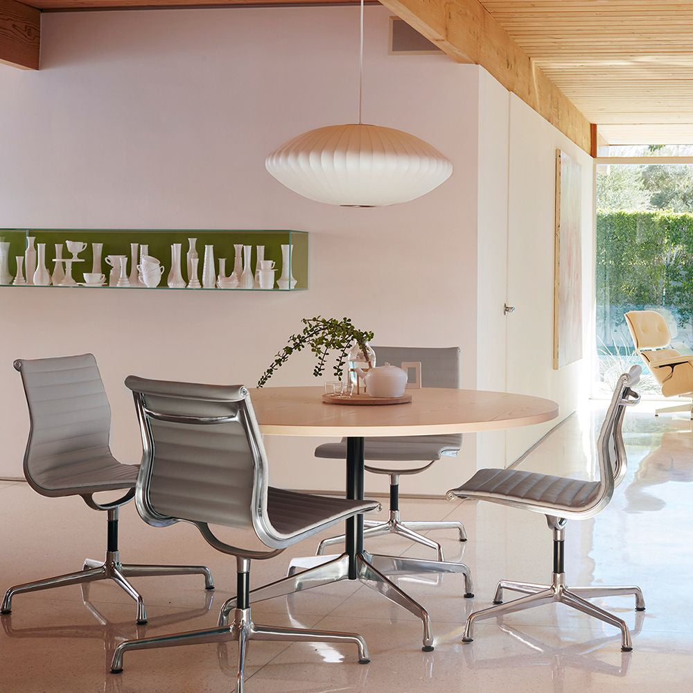 Élise Mulberry Silk Pendant Lamp