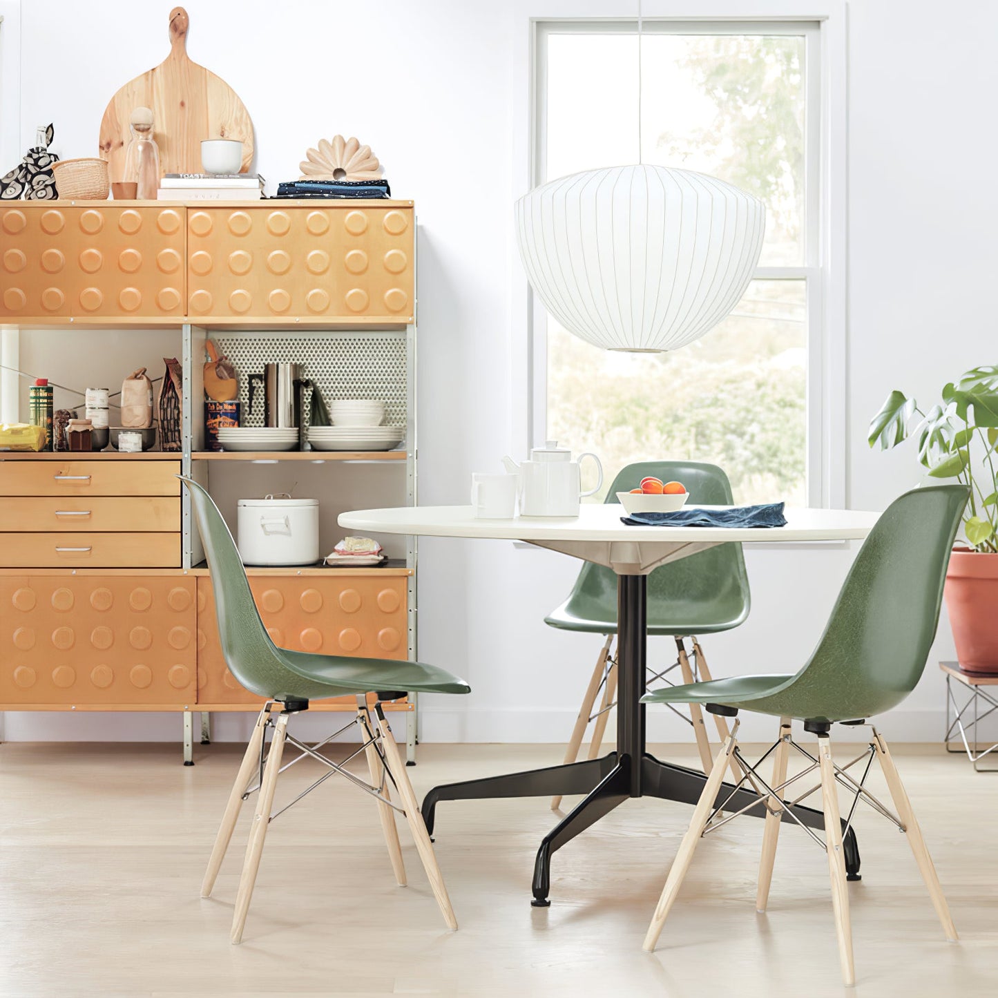 Élise Mulberry Silk Pendant Lamp