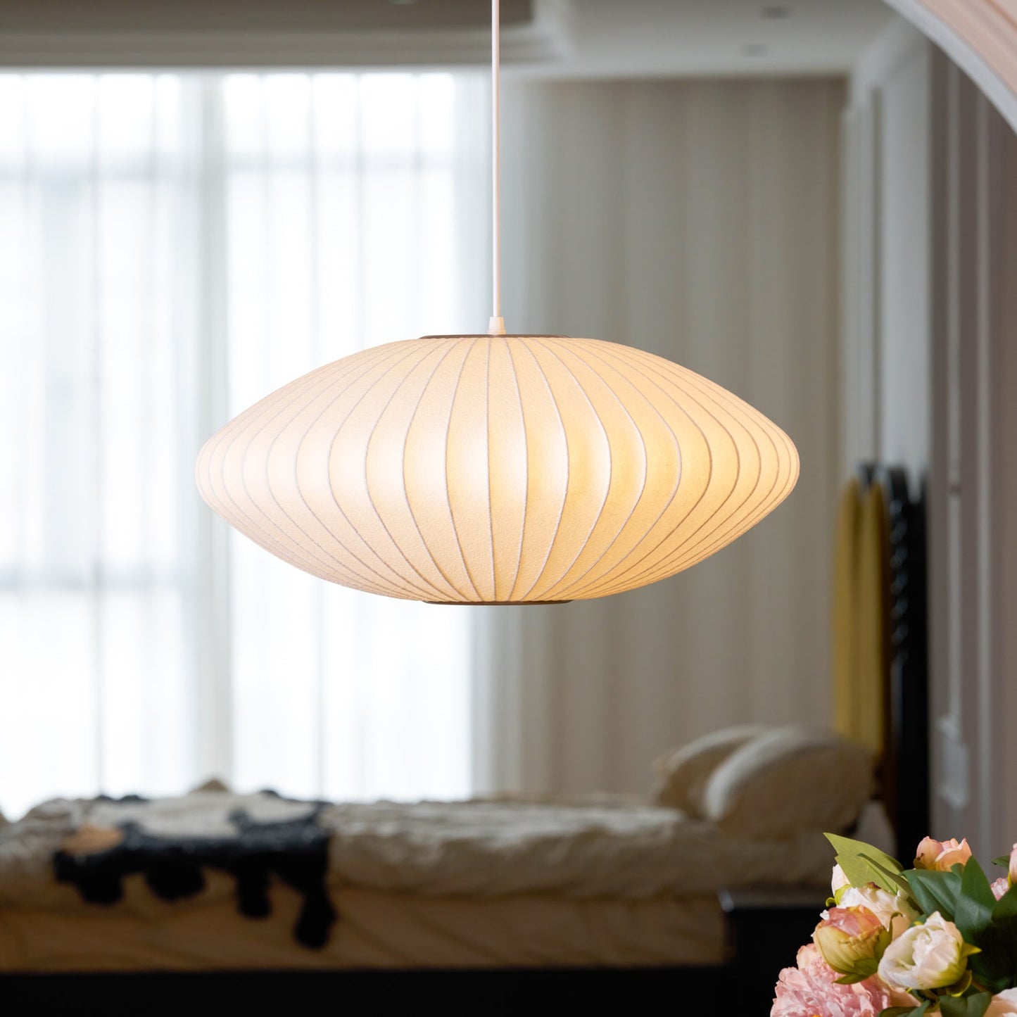 Élise Mulberry Silk Pendant Lamp