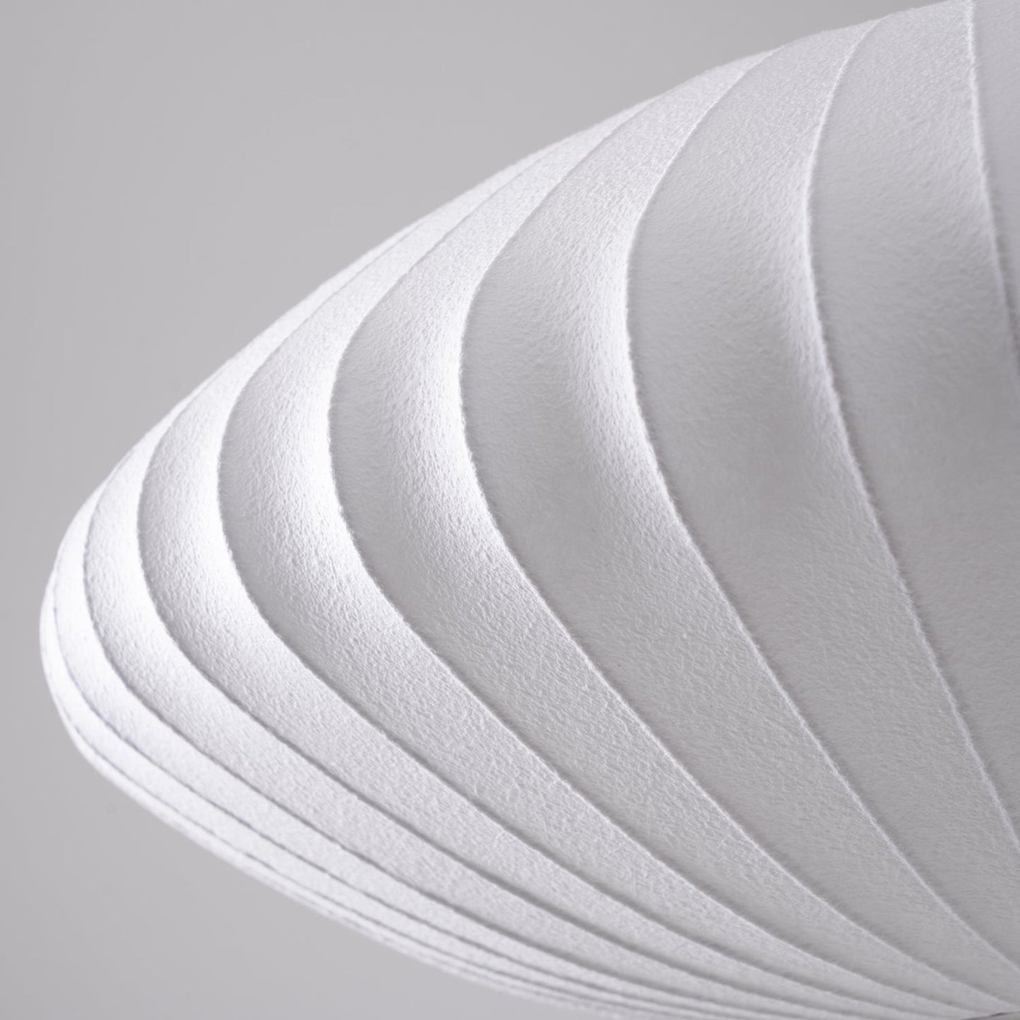Élise Mulberry Silk Pendant Lamp