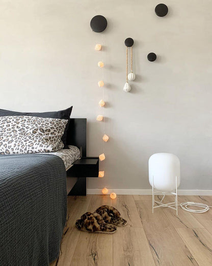 Oda Table Lamp