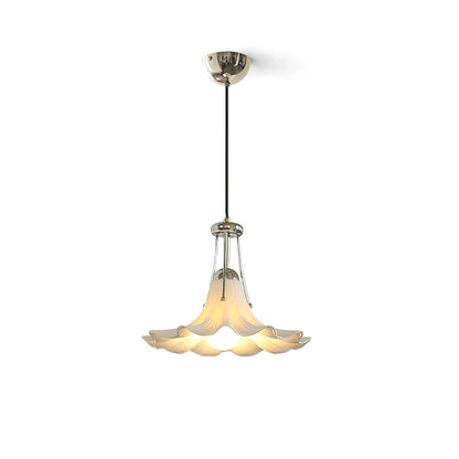 Petalia Pendant Light