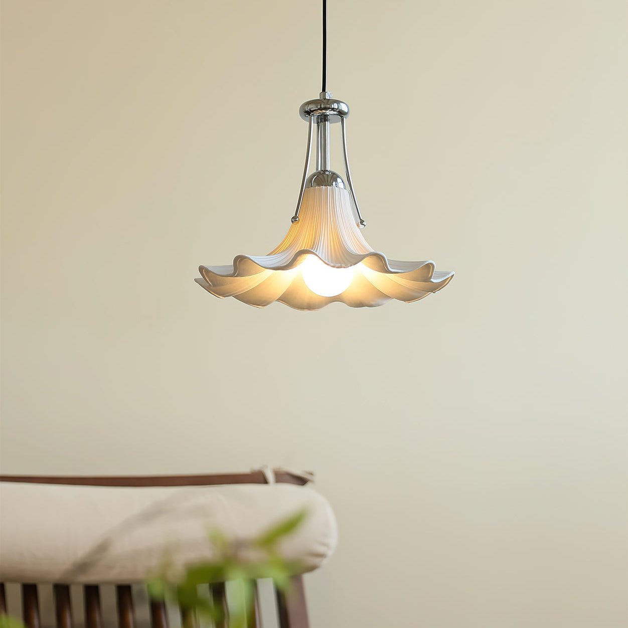 Petalia Pendant Light