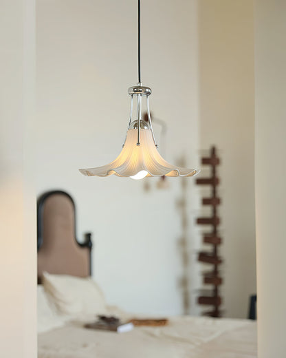 Petalia Pendant Light