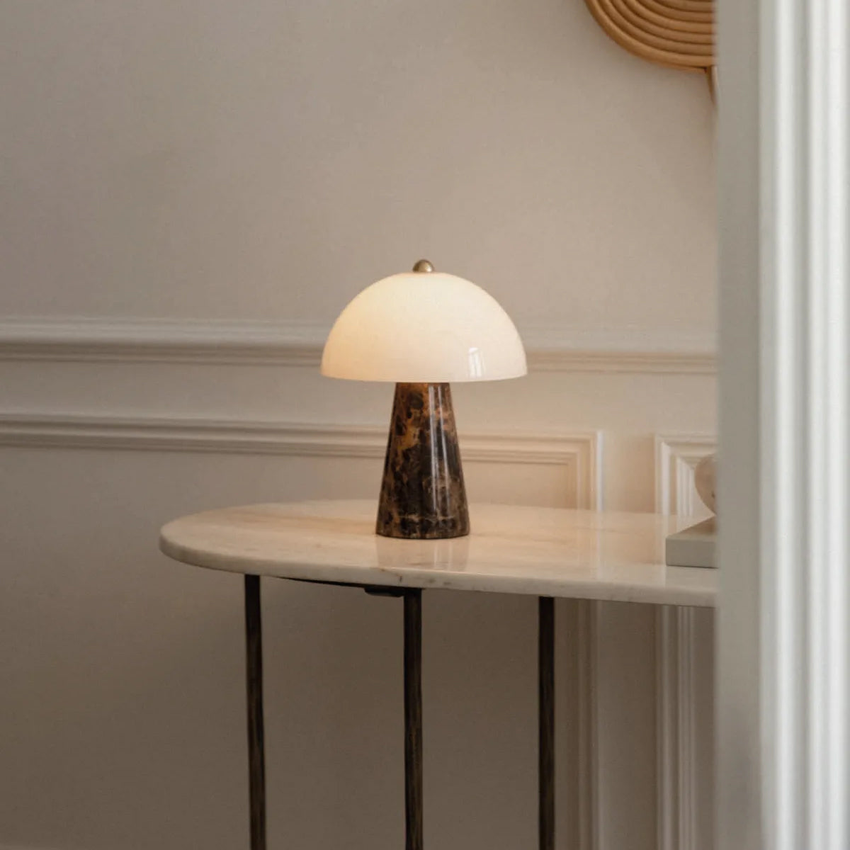 Pierre Table Light