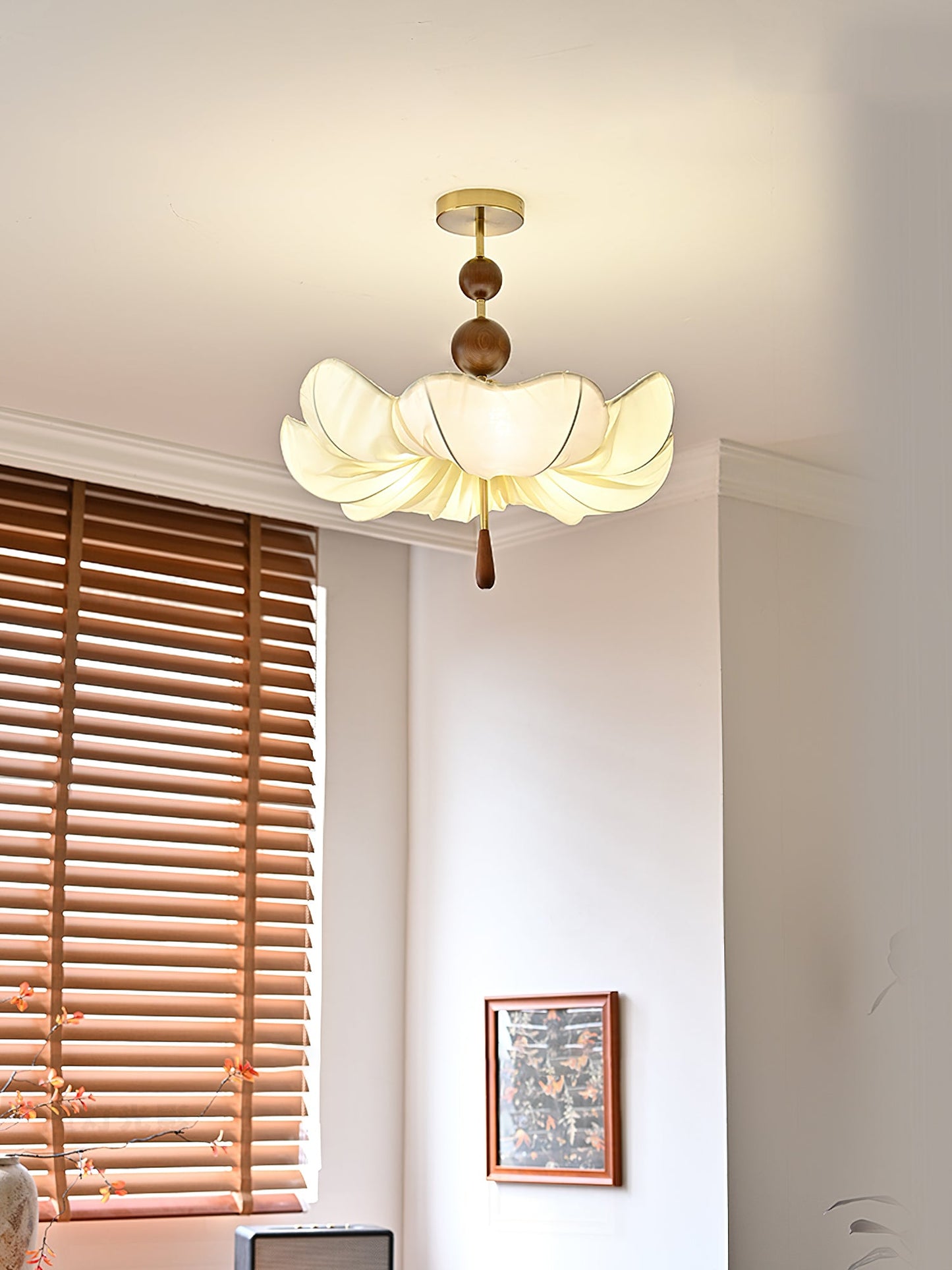 Pinctada Ceiling Light