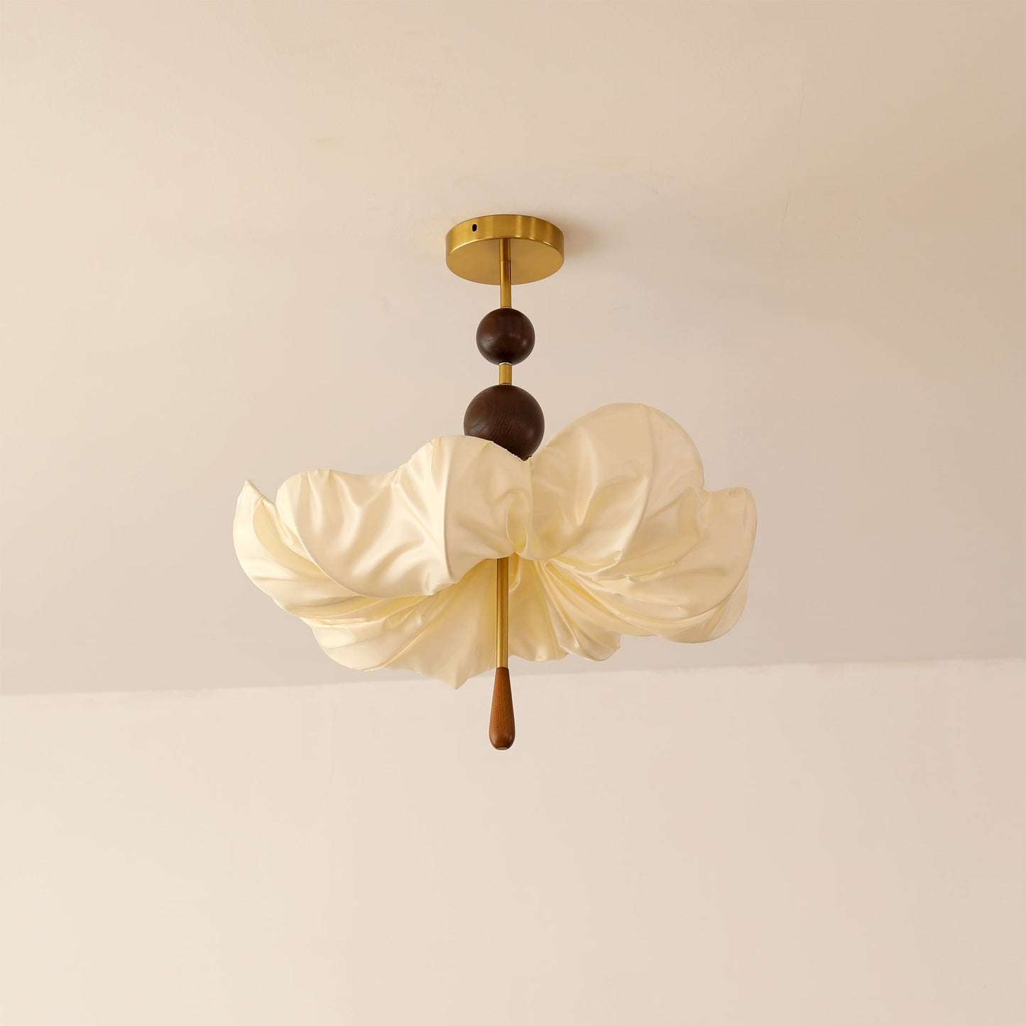 Pinctada Ceiling Light