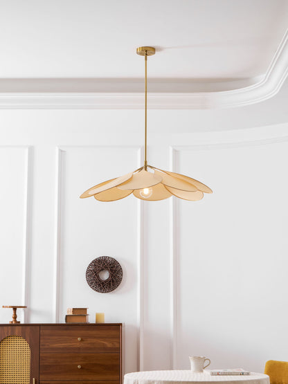Precieuse Petals Pendant Lamp