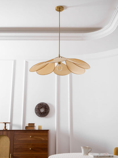 Precieuse Petals Pendant Lamp