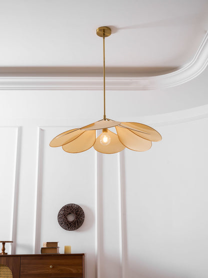 Precieuse Petals Pendant Lamp