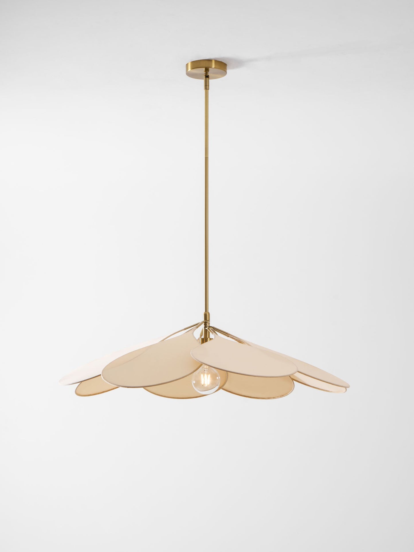 Precieuse Petals Pendant Lamp