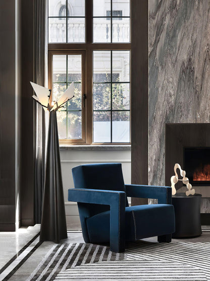 Religieuse Alabaster Floor Lamp