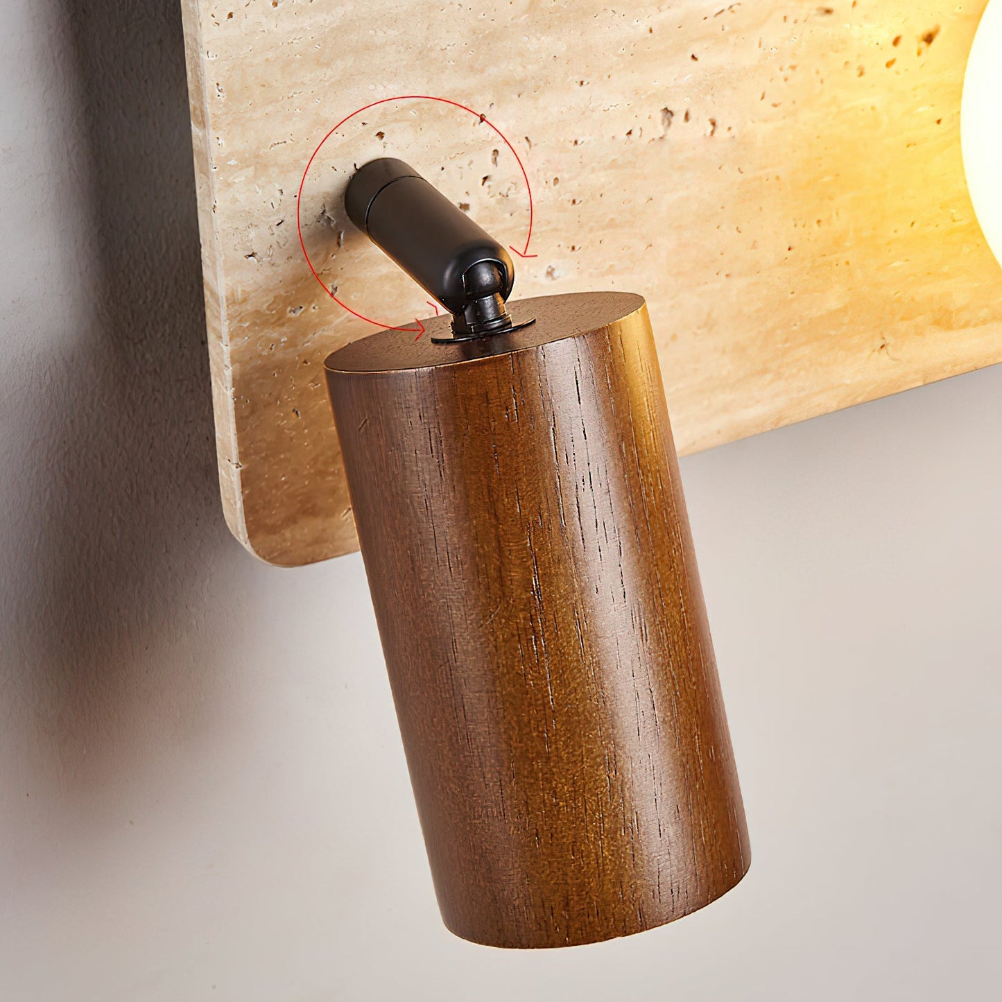 Santos Wall Lamp