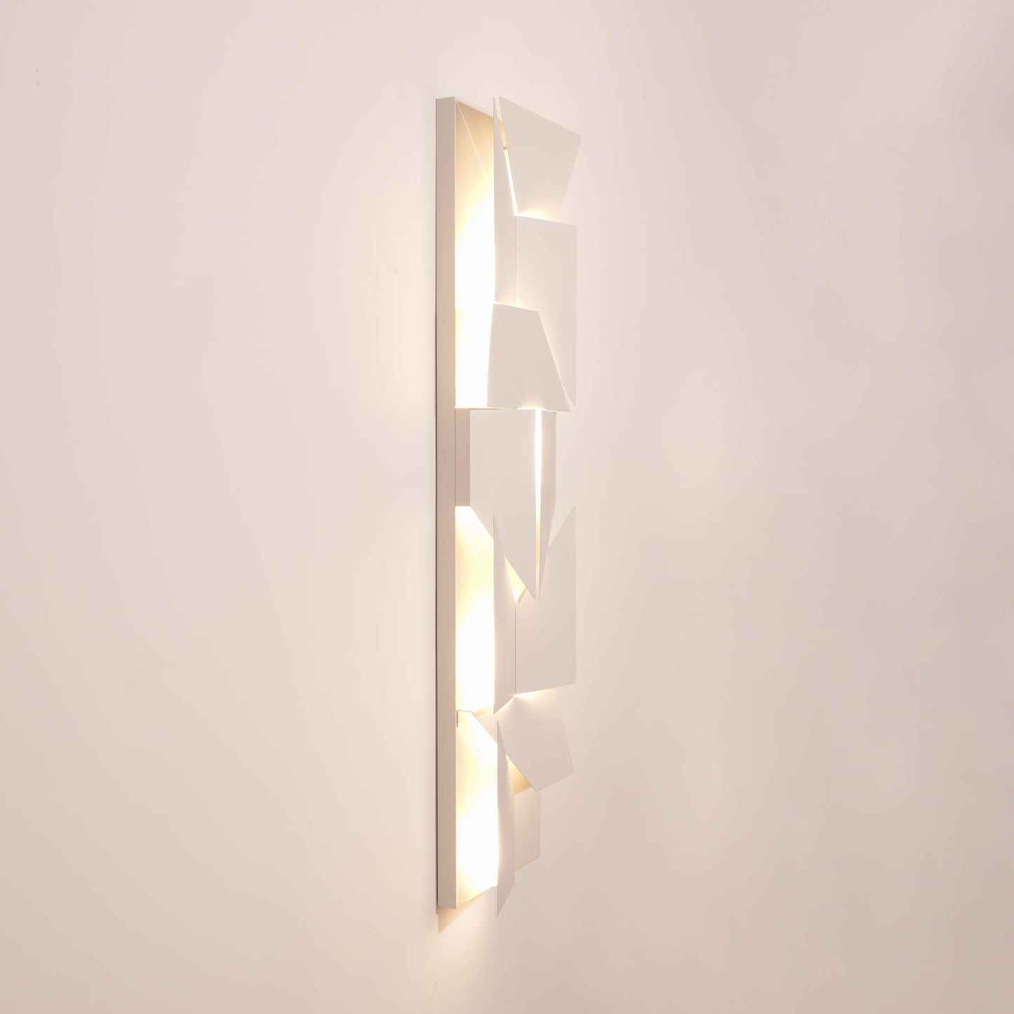 Shadows Grand Sconce