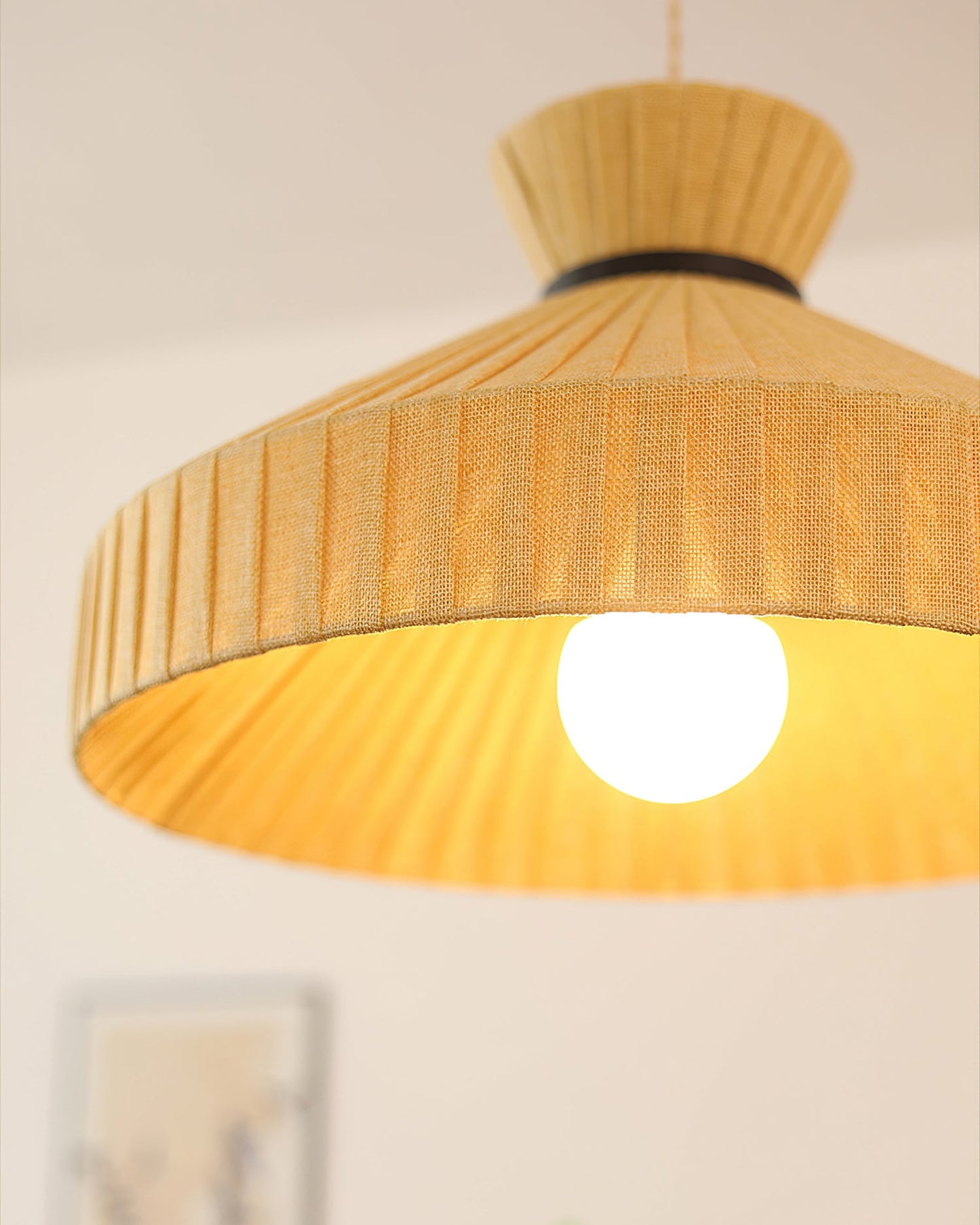 Surora Pendant Light